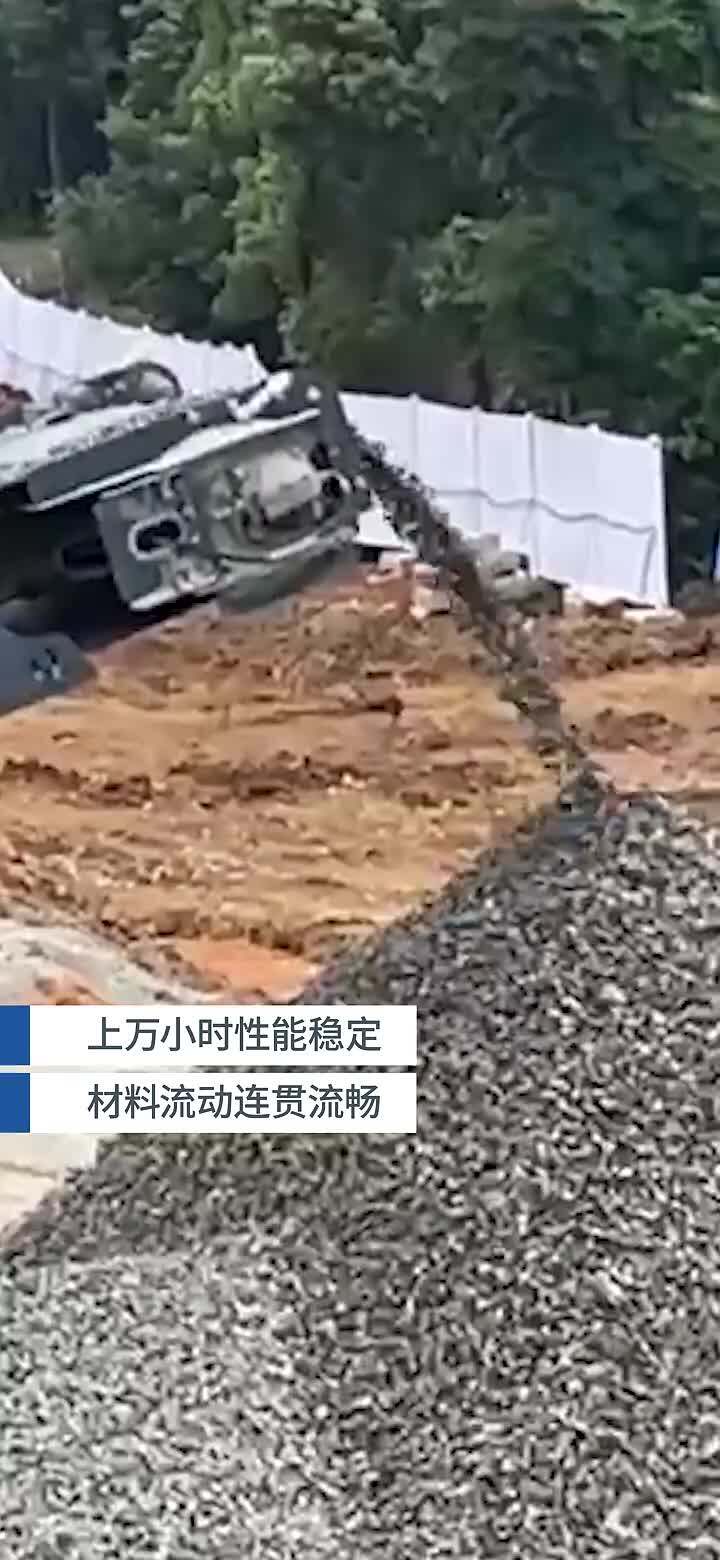 性能优异，克磊镘移动式破碎筛分设备超万工作小时
